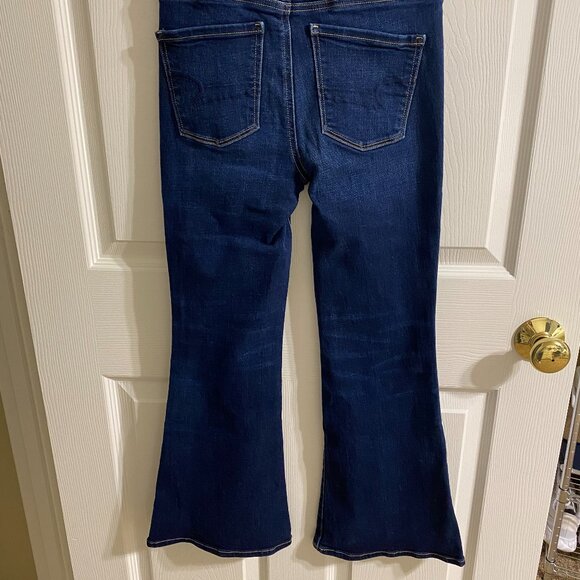 American Eagle Super Hi-Rise Flare Jean - Picture 4 of 8